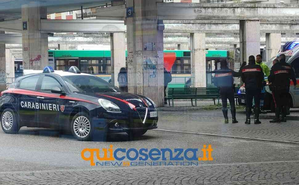 autostazione-cosenza-violenza-degrado-2