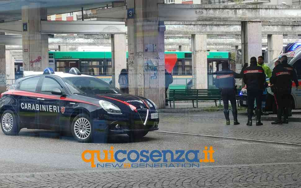 autostazione-cosenza-violenza-degrado-2