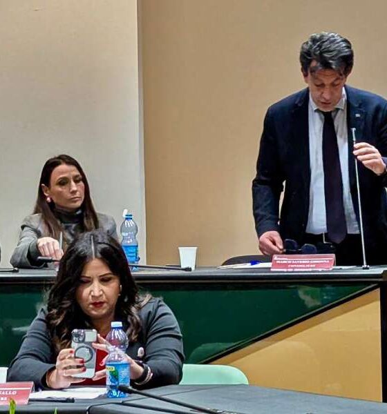 consiglio comunale rende dibattito roges 03 opposizione