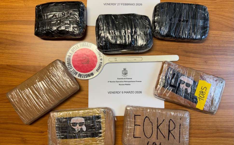 firenze guardia finanza cosentino cocaina 03
