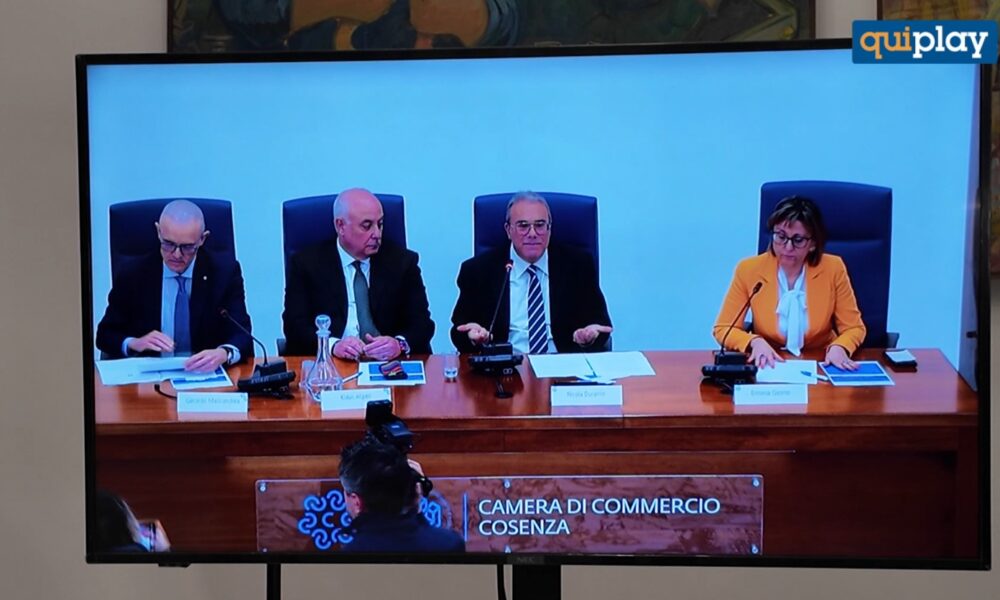 Cosenza: PA e intelligenza artificiale, come cambia la gestione dei procedimenti tra innovazione e garanzie