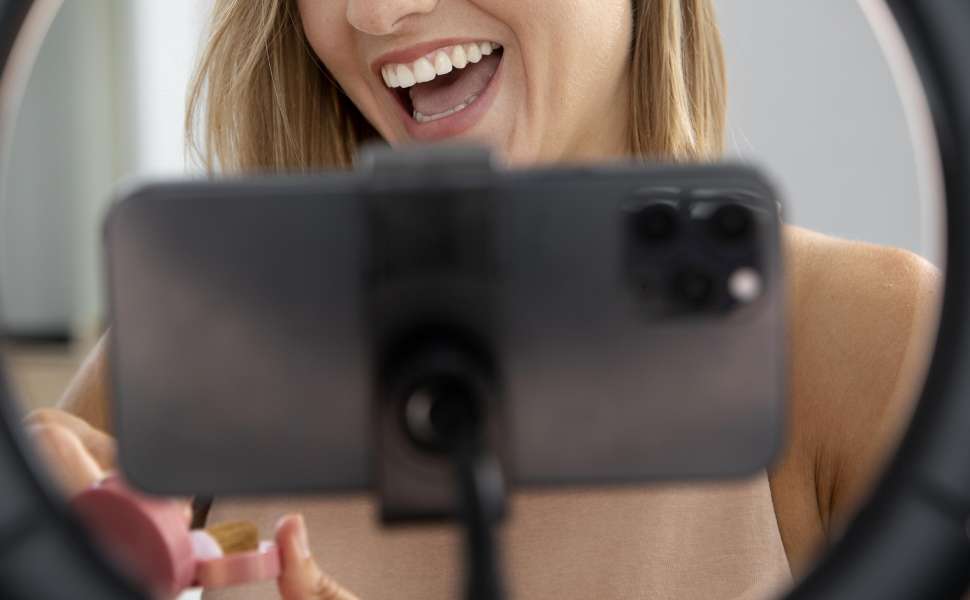 influencer marketing agcom 01