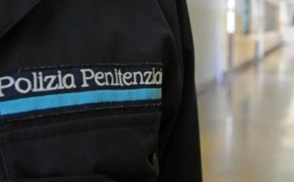 polizia-penitenziaria-carcere-paola protesta