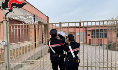 scuola crollo le castella