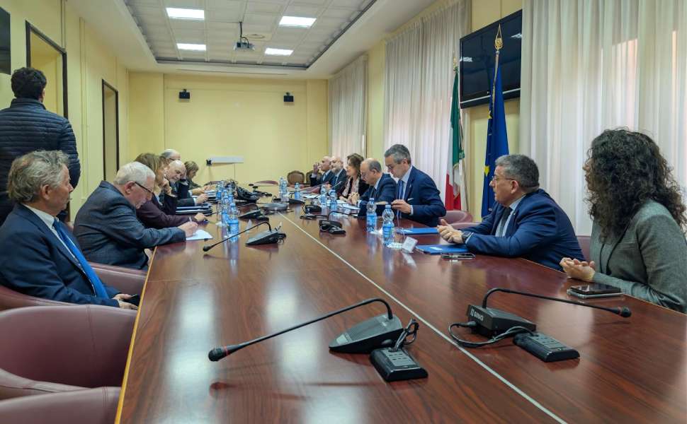 scuola vertice prefettura cosenza 01