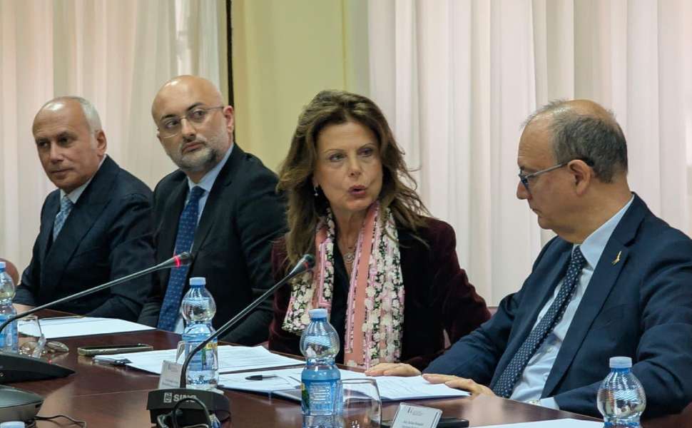 scuola vertice prefettura cosenza 02