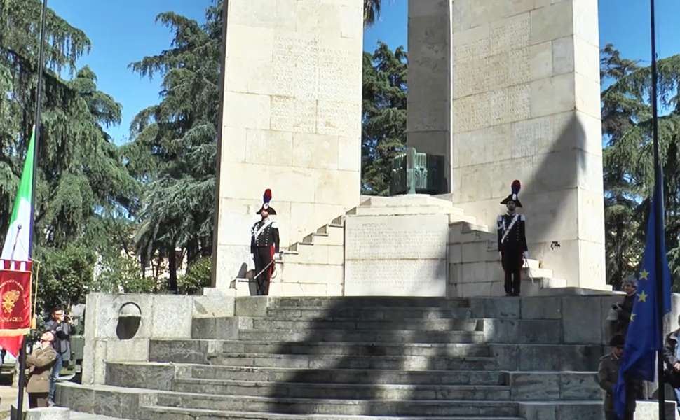 25 aprile: a Cosenza l’81° anniversario della Liberazione con le Forze Armate e le autorità 52 25 Aprile Liberazione Cosenza