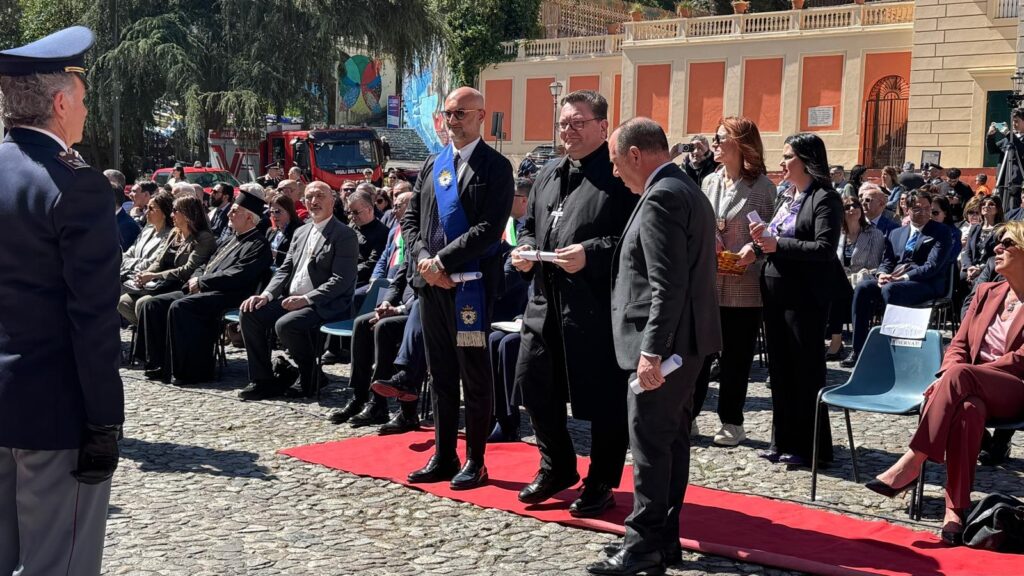 'Orgoglio e legalità': Cosenza celebra la Polizia di Stato e i 174 anni al servizio dei cittadini 53 42fa229b 2f01 404d b4e5 d5054c56d5ed 1