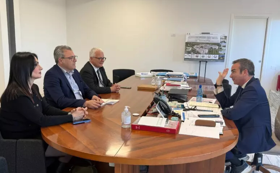 Calabria-Occhiuto-con-sindacati-cgil-cisl-uil