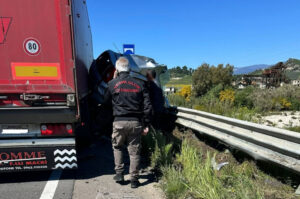 Incidente Isola Capo Rizzuto 04