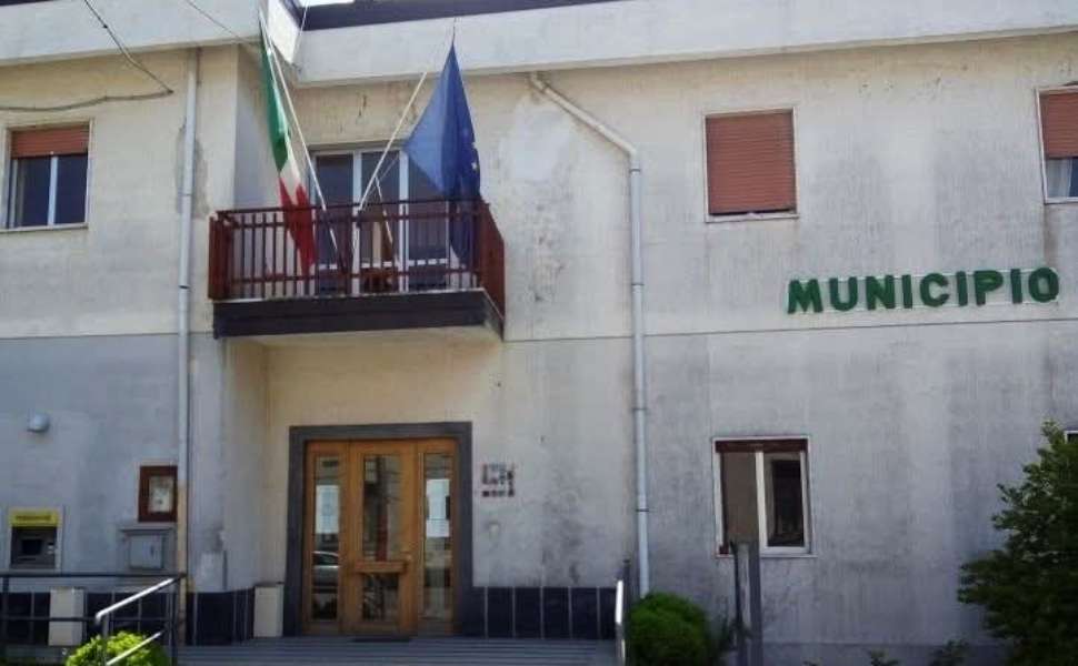 Avrebbero provocato il dissesto del Comune di Decollatura, sanzioni per 100mila euro 52 Municipio Comune Decollatura 03