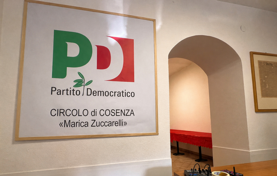 Cosenza 2025: un forum senza filtri sul nuovo ospedale, sul modello sanitario da adottare e servizi 54 Circolo PD di Cosenza Maria Zuccarelli