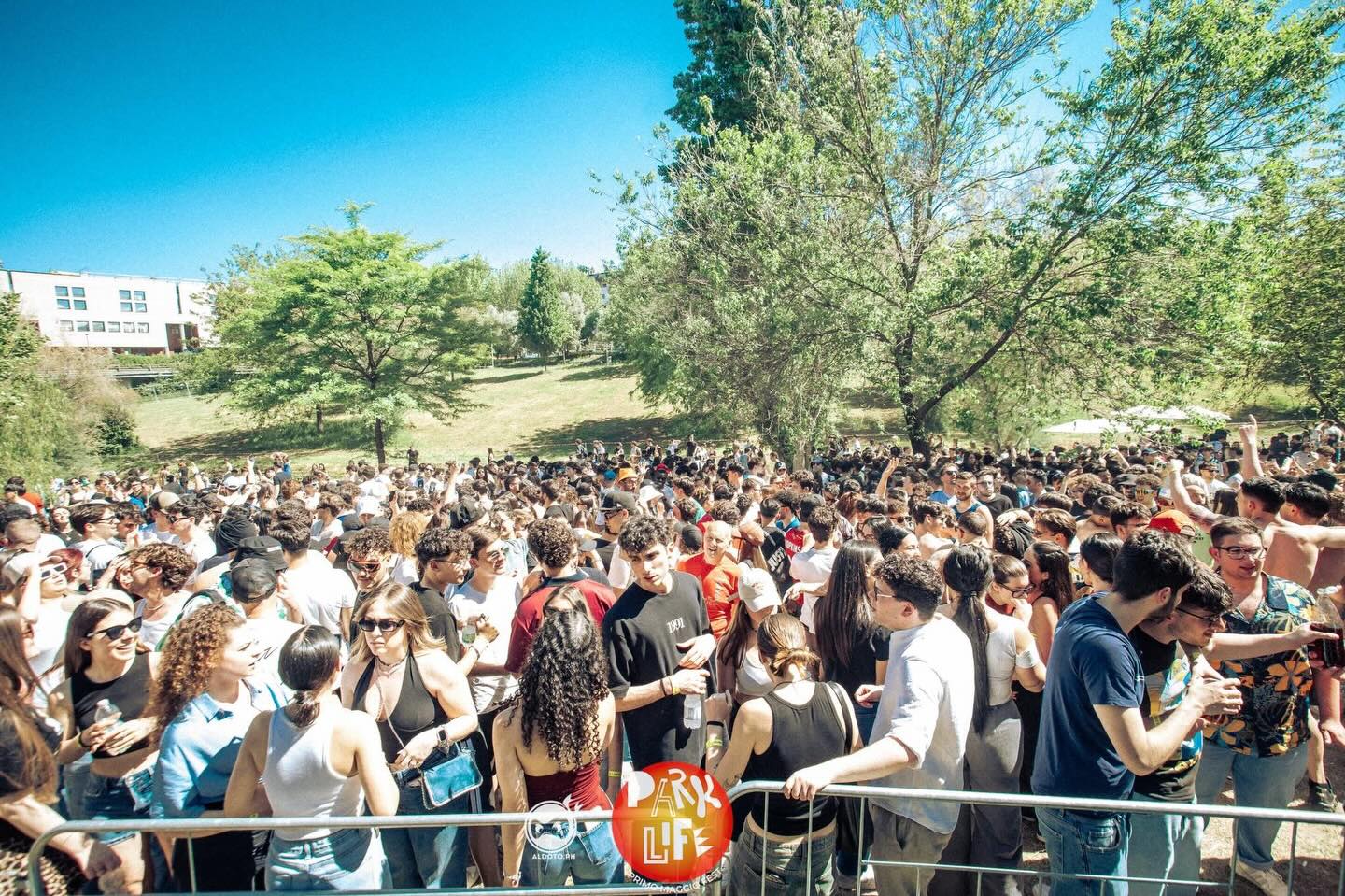Parklife 2026 a Rende: scatta il piano viabilità per il 1° Maggio. Strade chiuse, divieti e niente bevande in vetro o lattine 53 Parklife 2026 a Rende