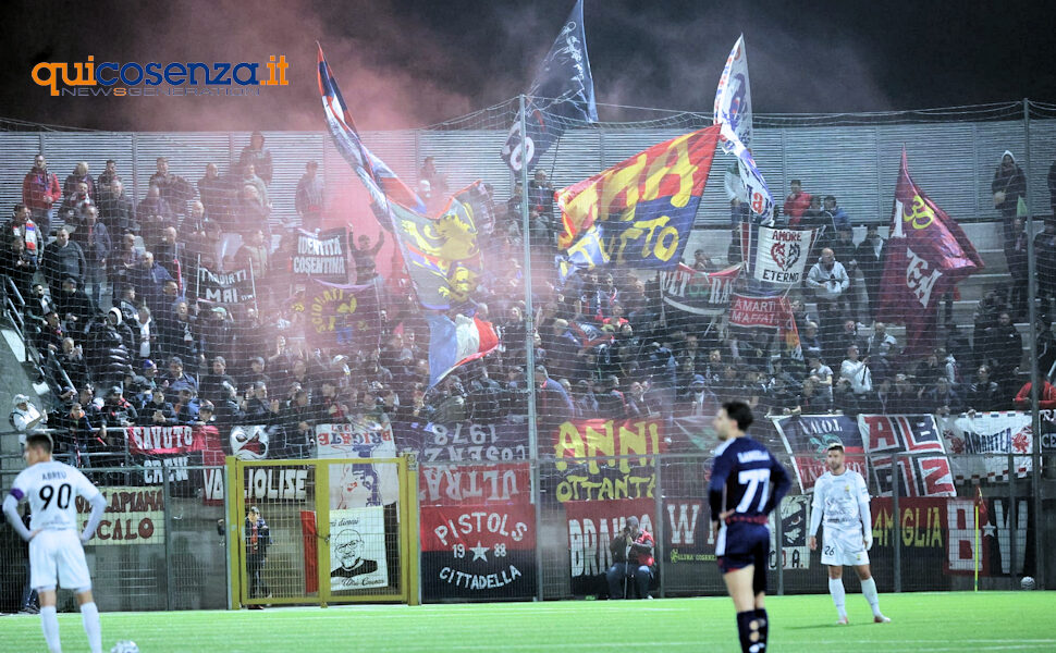 Picerno Cosenza tifosi Cosenz2