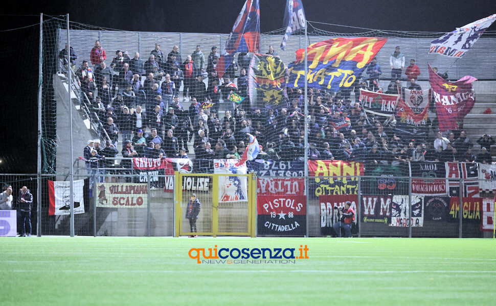 Picerno Cosenza Calcio tifosi Cosenza