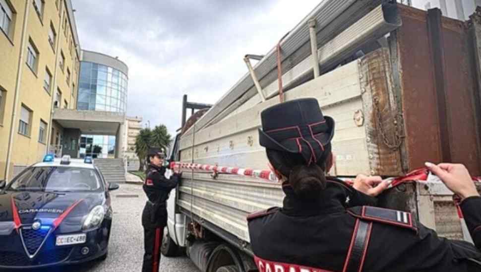 Trasportava una tonnellata di rifiuti speciali senza autorizzazione, denunciato un 39enne 51 Rifiuti speciali