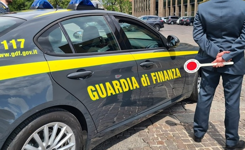 Cosenza, truffa sui bonus edilizi: crediti d'imposta da 15 milioni e lavori mai eseguiti. In 50 davanti al GUP 53 Truffa sui bonus edilizi guardia di finanza