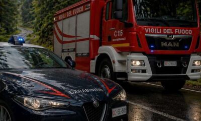 Vigili del fuoco e carabinieri escursionista 01