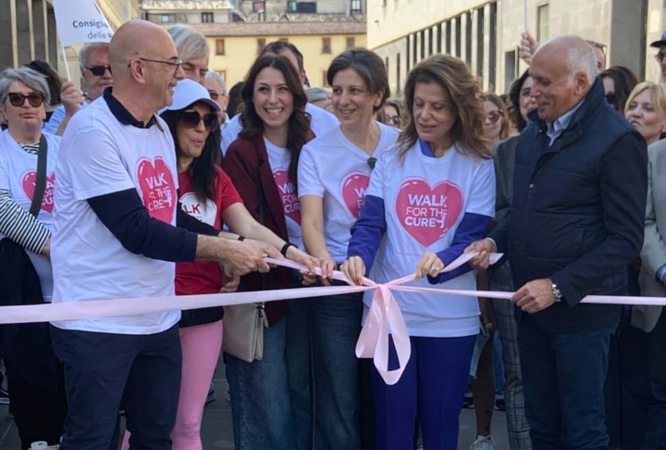 Cosenza, grande partecipazione alla "Walk for The Cure": cittadini, istituzioni e PMI uniti per la prevenzione 51 Cosenza_Walk for The Cure 2026