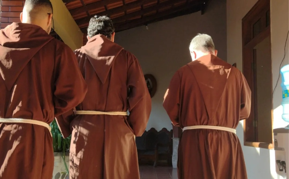 abusi-minore-frate-processo
