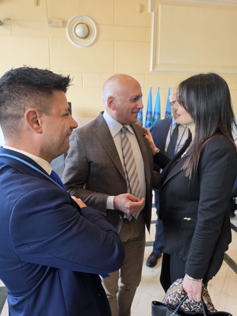 Caruso dal congresso Uil: «Obiettivo è garantire lavoro dignitoso, abbiamo creato 219 posti» 53 Caruso-Senese uil