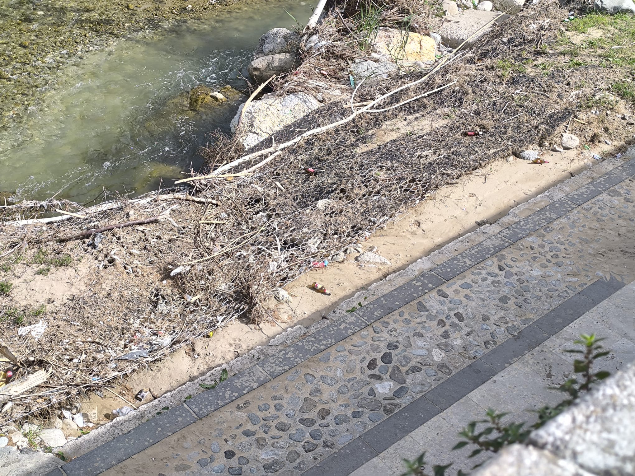 Cosenza: degrado, paura e assenza di sicurezza alle porte dalla città vecchia