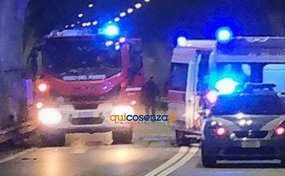 incidente ss107 fiego san fili marano 02