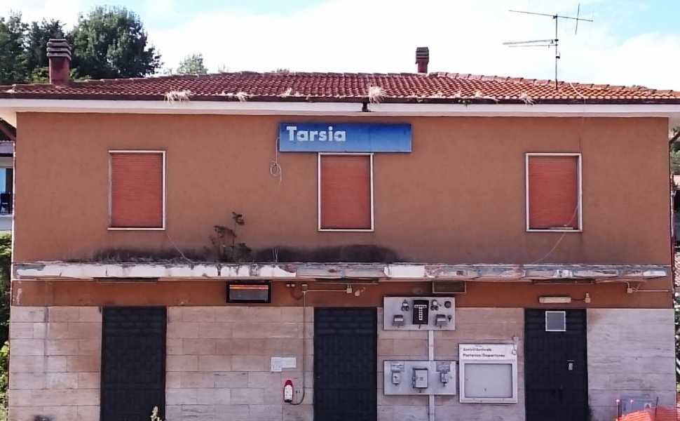 stazione di tarsia