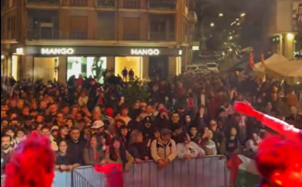 1° Maggio a Cosenza: consapevolezza e mobilitazione. Usb «la speranza può ancora avere voce» 52 1° Maggio Cosenza USB lavoro privato 02