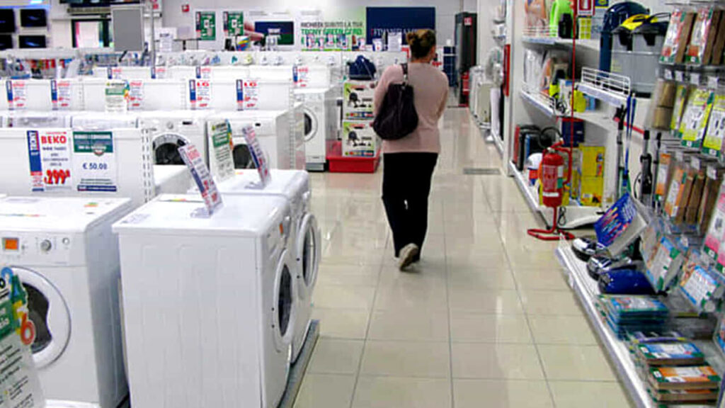 Cosenza 'isola felice' della Calabria: la provincia che regge il colpo della crisi dei consumi 52 Beni-durevoli-consumi-lavatrici