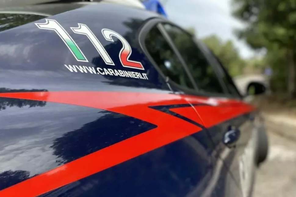 corrente elettrica_furto caserma