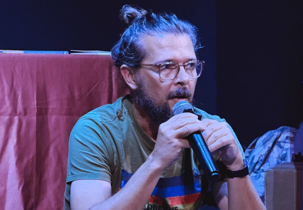 Tre giorni con il poeta e scrittore Emiliano Cribari. Tre eventi unici tra poesia, musica e cammino - INFO 55 Emilaino Cribari2