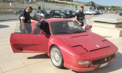 Ferrari Guardia finanza Catanzaro 01