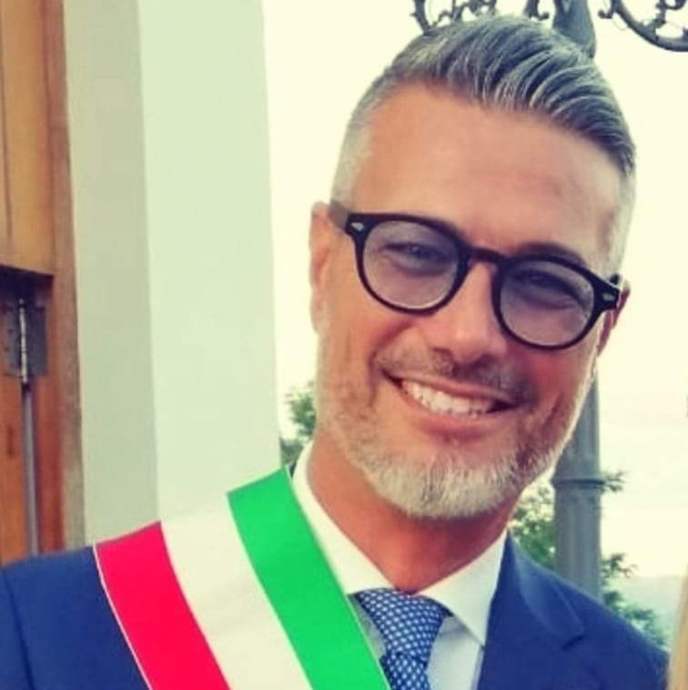 Francesco Ciccio Serra sindaco Castrolibero