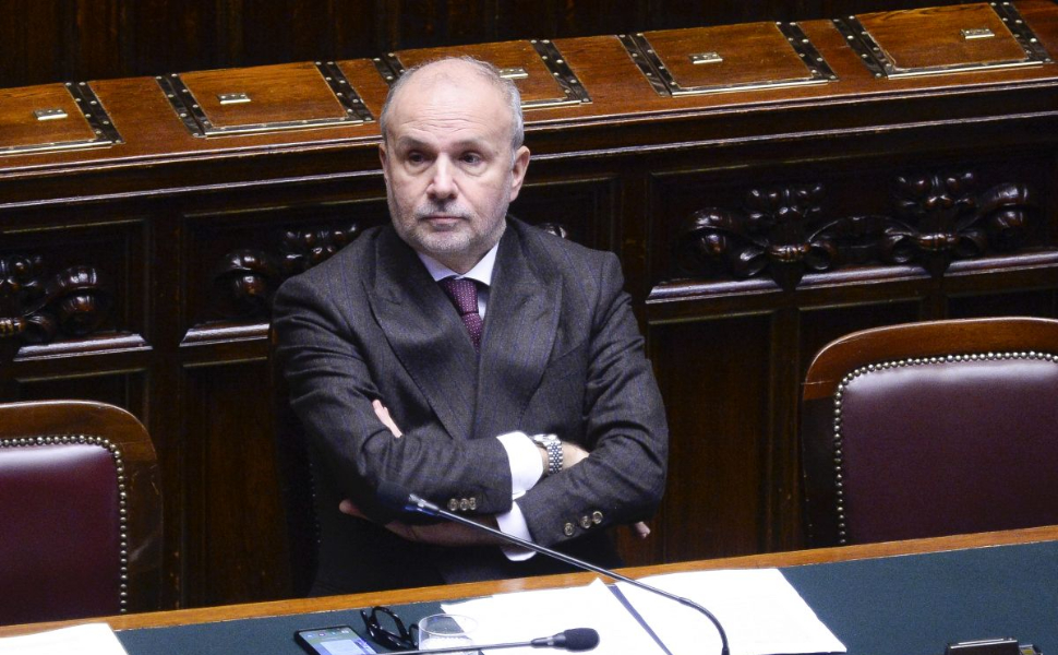 Hantavirus-Schillaci-question-time-camera