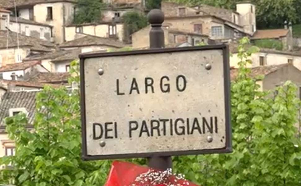 Largo dei Partigiani e delle Partigiane Cosenza 02