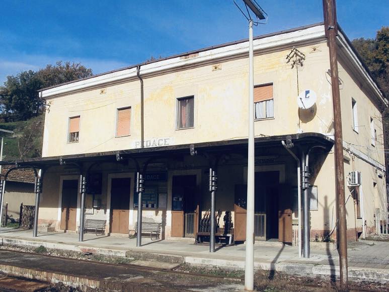Ferrovie della Calabria: riapre la tratta Cosenza-Piane Crati. Torna operativa la stazione di Perito-Pedace 52 Stazione di Pedace-Perito