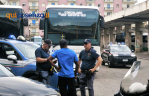 Polizia controlli autostazione