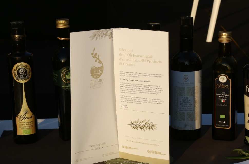 La Camera di Commercio di Cosenza celebra l’olio di pregio con il Premio Elaioteca Dieta Mediterranea 53 Premio Elaioteca Dieta Mediterranea 3
