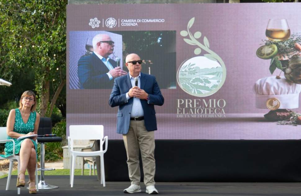 La Camera di Commercio di Cosenza celebra l’olio di pregio con il Premio Elaioteca Dieta Mediterranea 76 Camera di Commercio_Cosenza