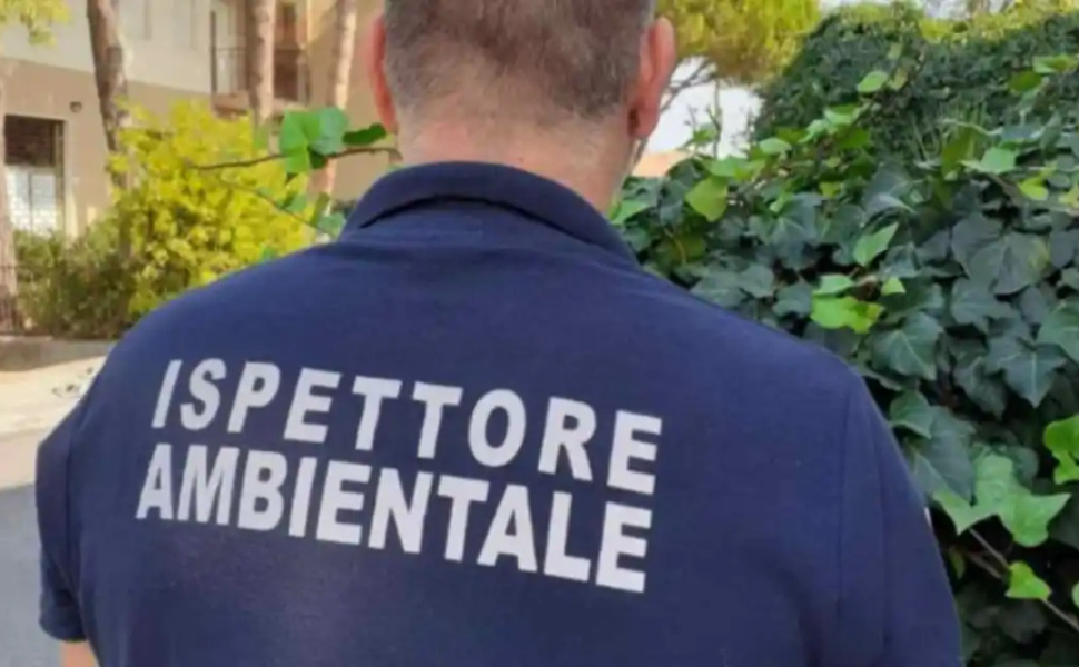Rende-rifiuti-ispettore-ambientale