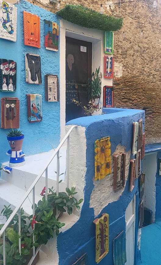 Rogliano, il vicolo Annunciata diventa un caso nazionale: le “Tegole Parlanti” fanno rinascere il borgo 52 Rogliano Vicolo Annunciata 03