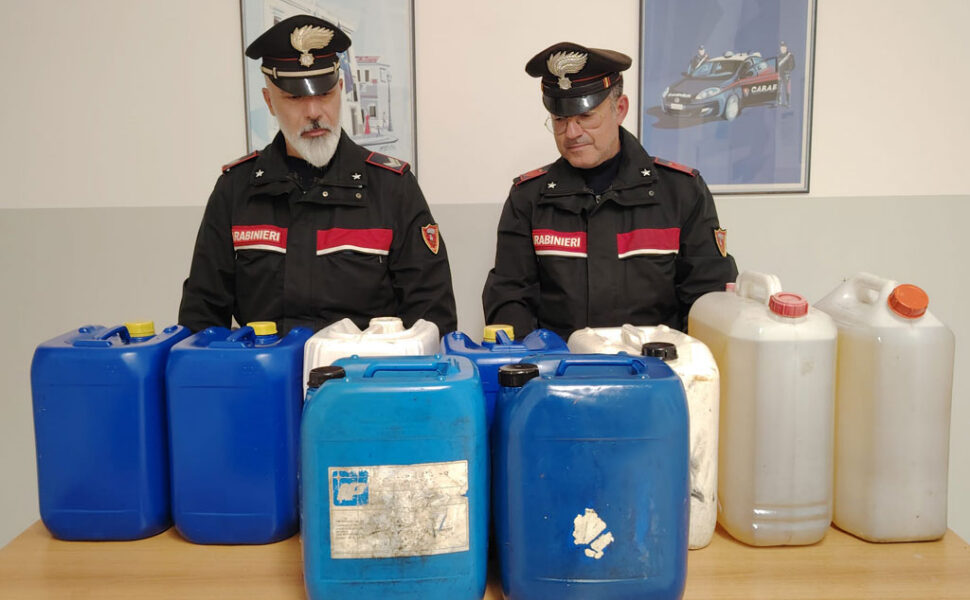 Ruba gasolio carabinieri