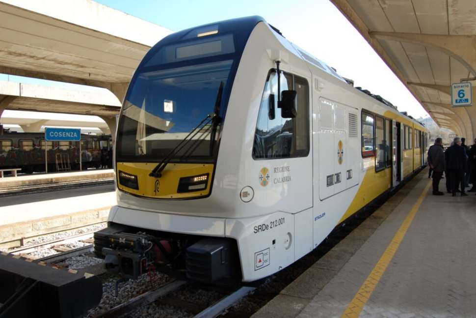 Trasporto locale sicuro, sostenibile ed innovativo: siglato l'accordo tra Unical e Ferrovie della Calabria 51 Unical_Ferrovie della Calabria