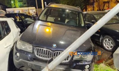 auto fuori controllo cosenza