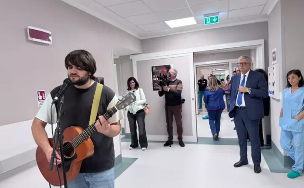 cantanti-corsia-cosenza-ospedale.