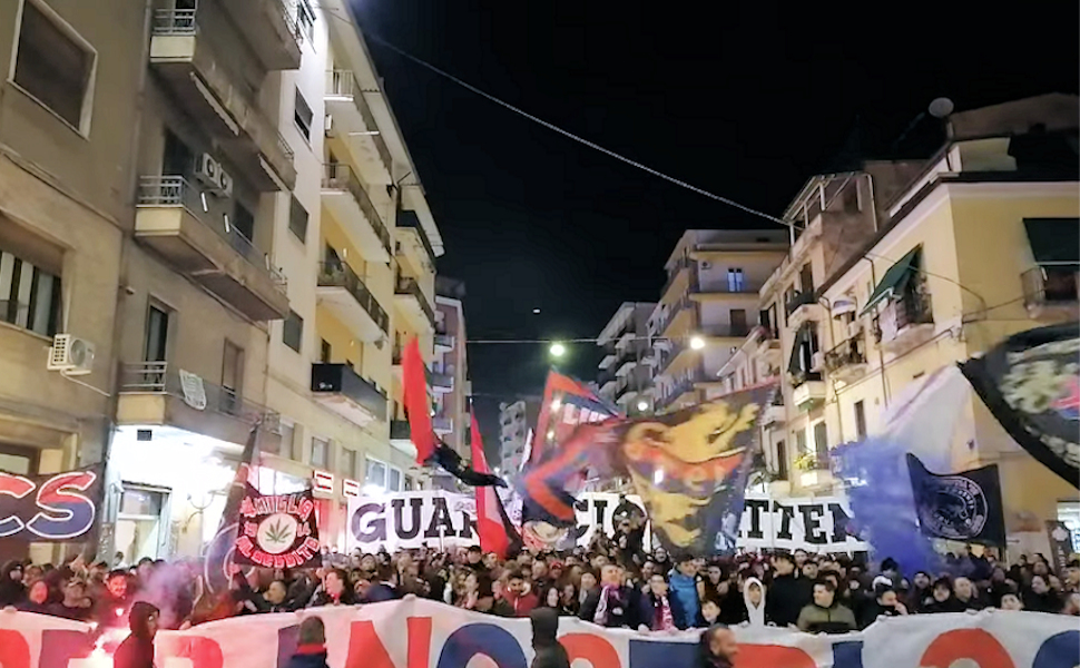 GUARASCIO VATTENE manifestazione Cosenza Calcio