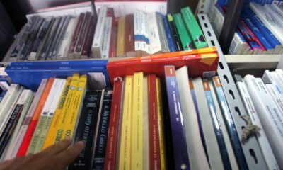 libri-testo-scuola-bonus-voucher.