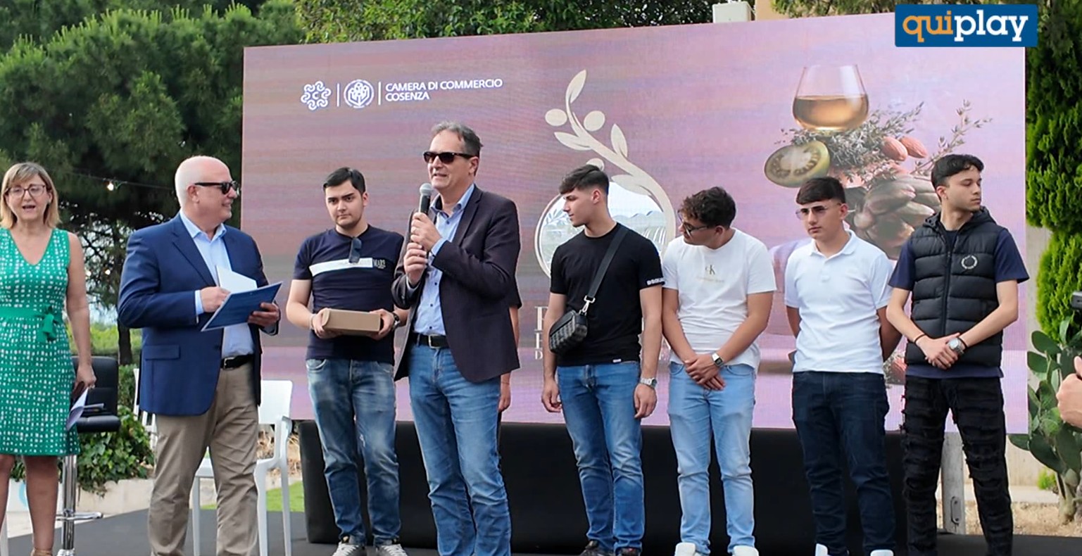 Premio Elaioteca Dieta Mediterranea: a Corigliano-Rossano il nuovo volto dell’Oro dei Bruzi 52 Premio Elaioteca Dieta Mediterranea: a Corigliano-Rossano il nuovo volto dell’Oro dei Bruzi