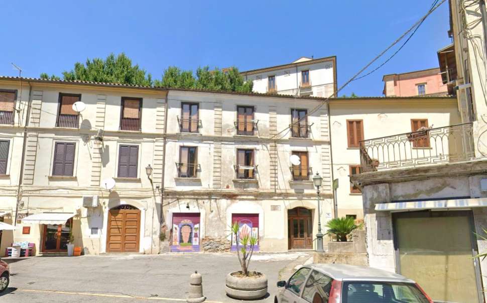 piazza tommaso ortale - cosenza vecchia slam